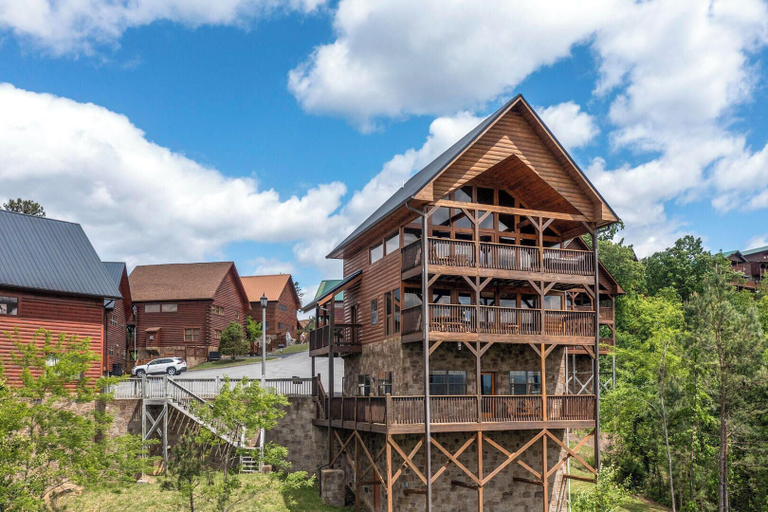 Exterior 2, Rejuvenation, Sevier