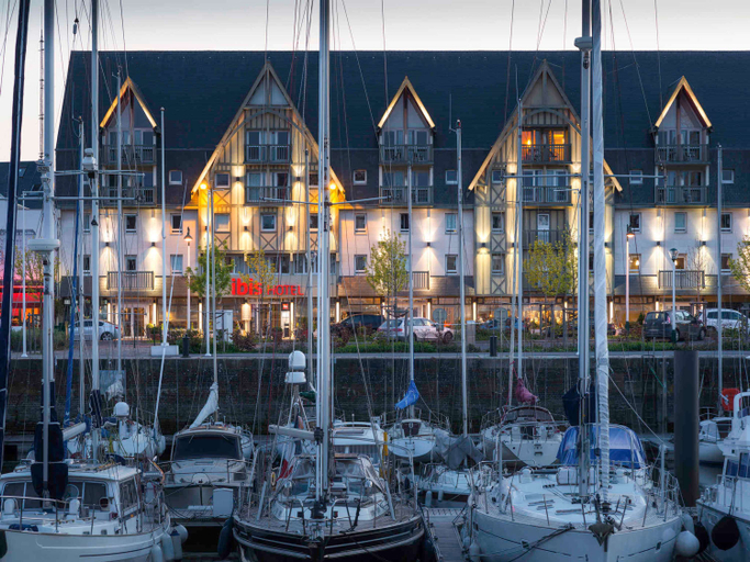 Exterior & Views 1, ibis Deauville Centre, Calvados