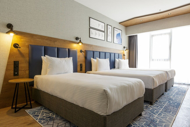 Bedroom 4, Ramada Encore by Wyndham Istanbul Arnavutkoy, Arnavutkoy