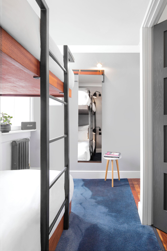 Bedroom 3, The Pilgrm Hotel, London