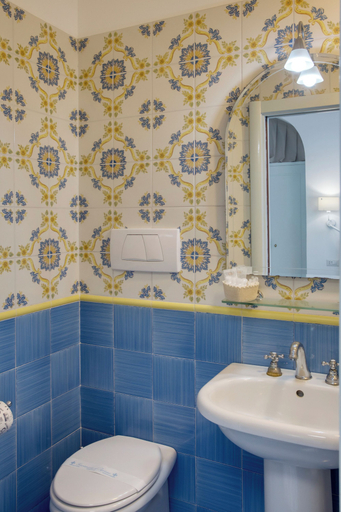 Bathroom 5, Locanda Costa d'Amalfi, Salerno