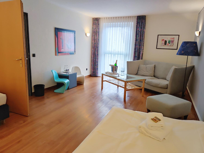 Bedroom 2, ARVENA Kongress Hotel - Hotel in der Wagnerstadt, Bayreuth