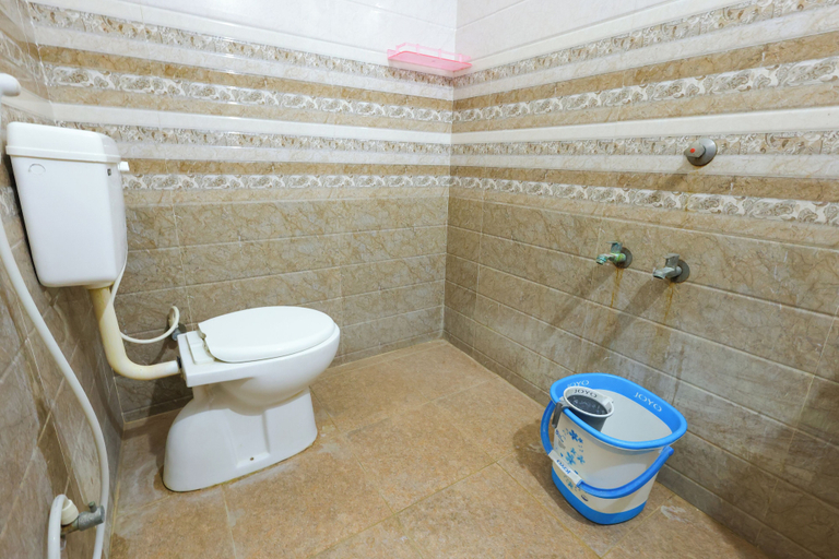 Bathroom 3, SBHS Homestay - Garudadri, Chittoor