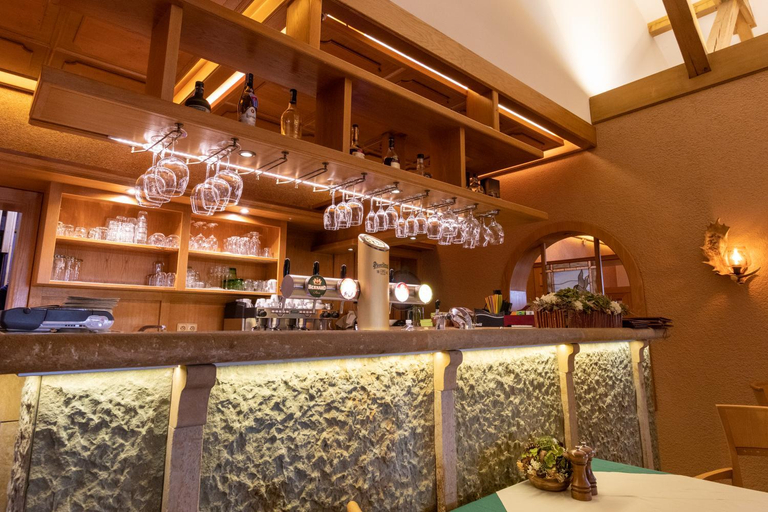 Food & Drinks 5, Hotel resort Lovecka basta Strakonice, Strakonice