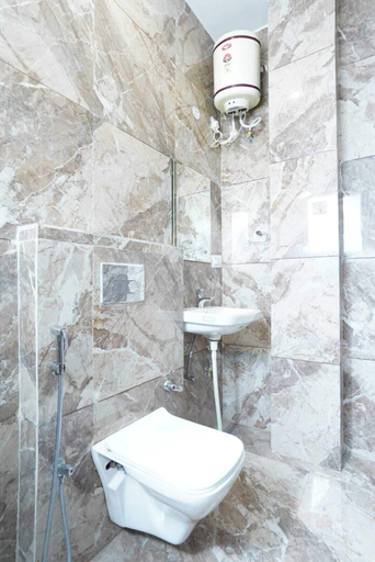 Bathroom 4, Hotel Star Karnal, Karnal