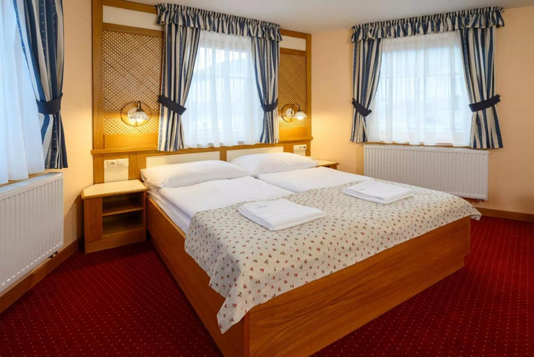 Bedroom 3, Hotel Julianin dvor, Tvrdošín
