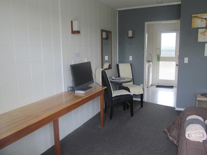 Others 4, Parkview Motel, Kaipara
