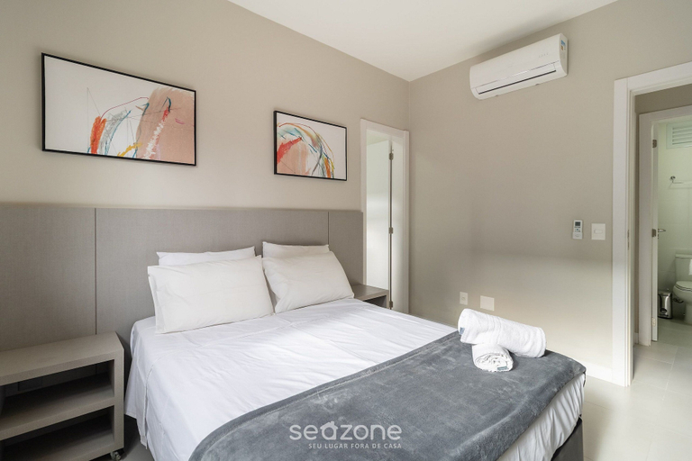 Bedroom, Sophistication and Comfort in Carvoeira Sre0201, Florianopolis