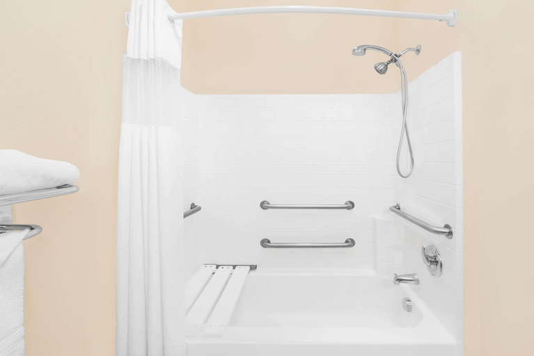 Bathroom 4, Microtel Inn & Suites by Wyndham Aransas Pass/Corpus Christi, San Patricio