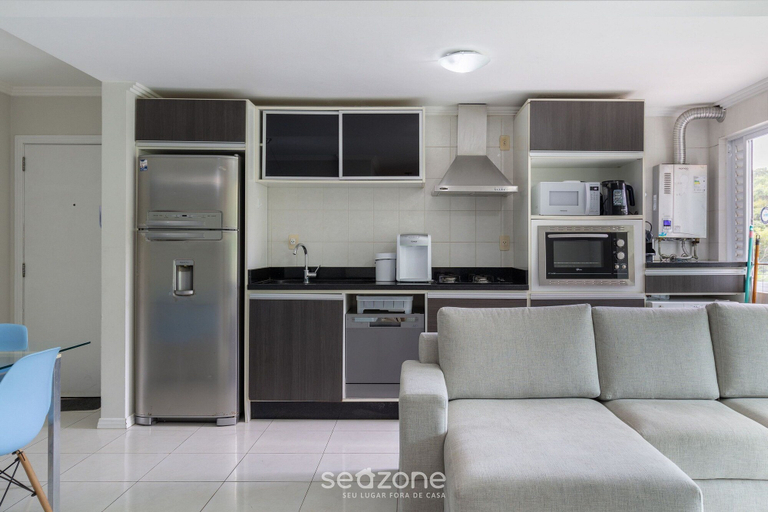 Others 4, Apt With Balcony, few Minutes From the sea Ccb103, Florianopolis