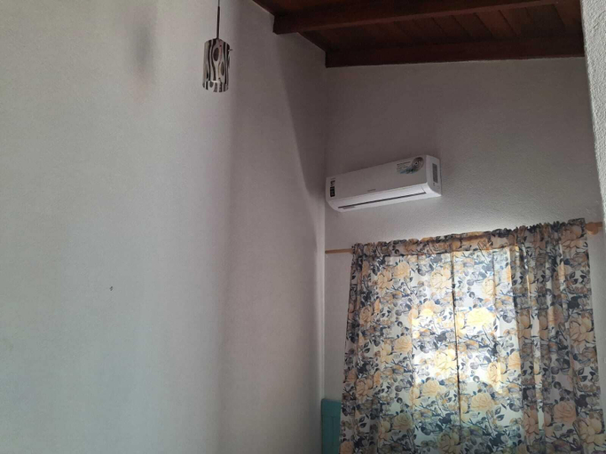 Bathroom 5, BLR Villas Dover Beach