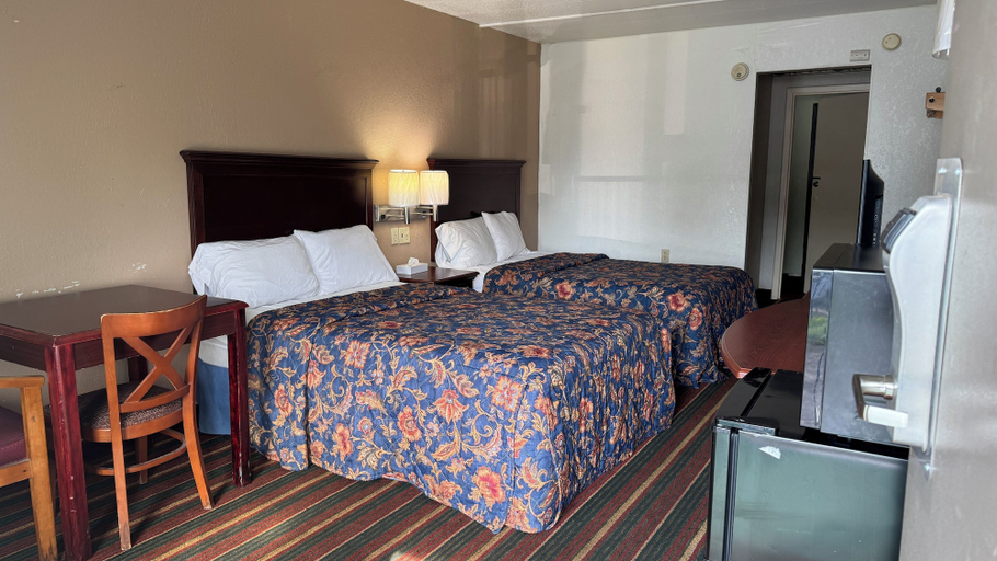 Bedroom 3, Rodeway Inn Dunmore, Lackawanna