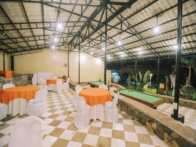 Food & Drinks 5, Vista Venice Resort, Morong