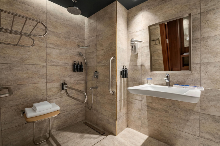Bathroom 5, Tryp BY Wyndham Istanbul Maltepe, Kartal