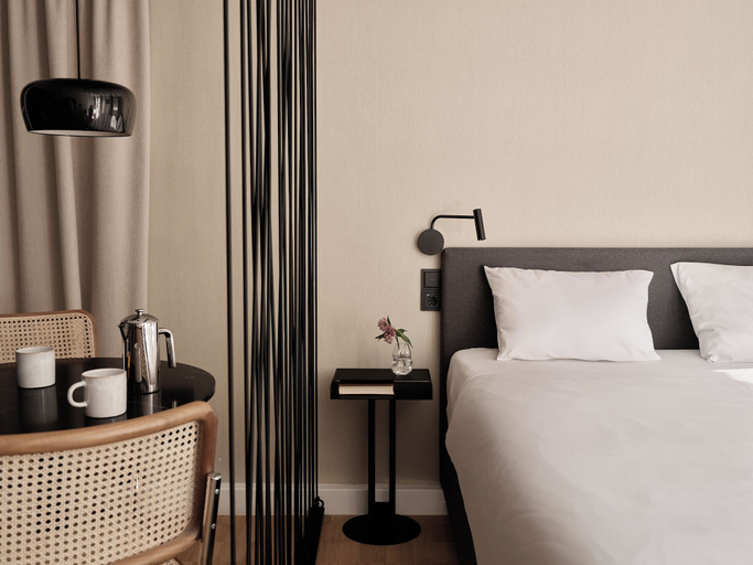 Bedroom 5, Bob W Munich Schwabing, München