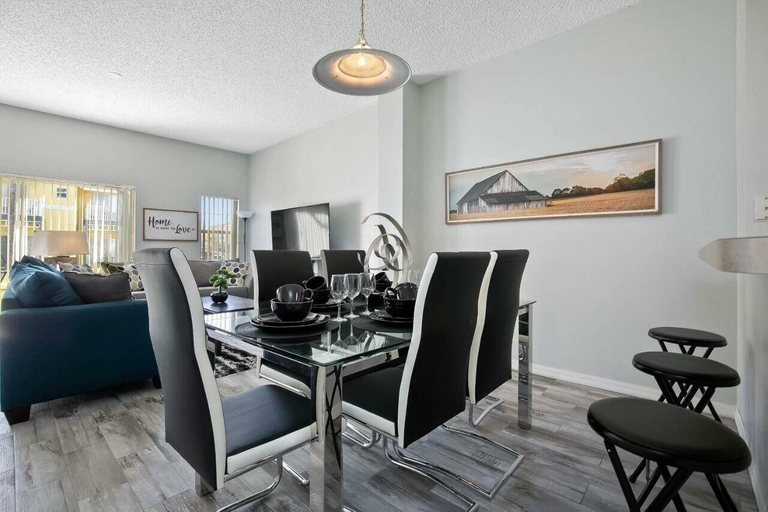 Room 4, Quiet Resort 3BR Nature Walk 20min to Disney, Osceola
