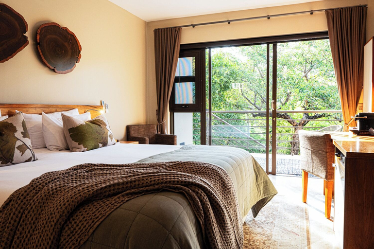 Bedroom, umVangati House, Mopani