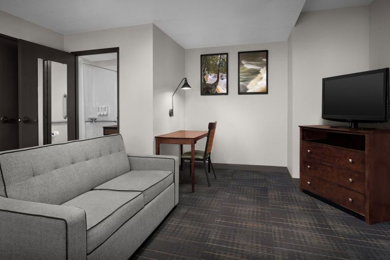 Others 5, The Suites Hotel at Waterfront Plaza, Lake Superior