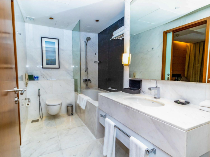 Bathroom 4, Paradise View The Dubai Mall Residences, Dubai