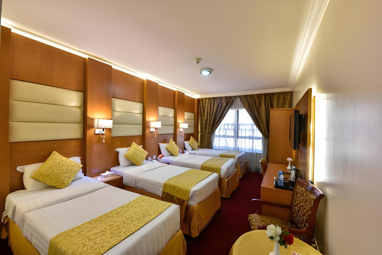 Bedroom 2, Zowar Alalami Hotel, Al Madinah Al Munawwarah