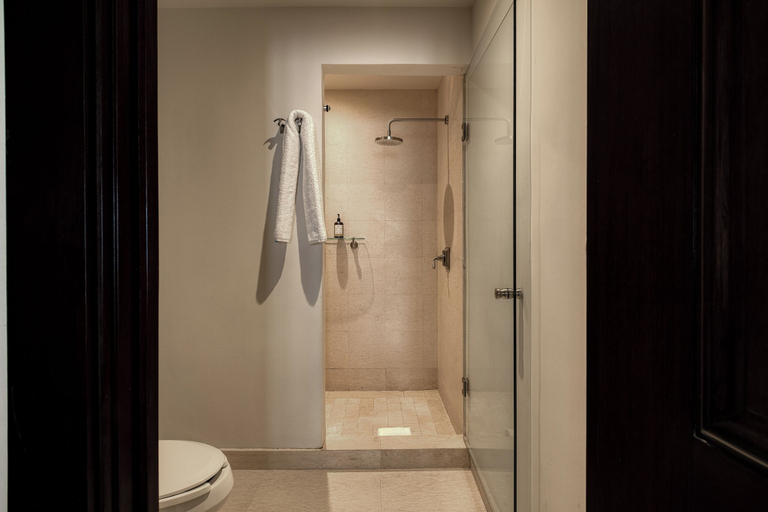 Bathroom 4, Puerta Cortés Residences by Lumina, La Paz