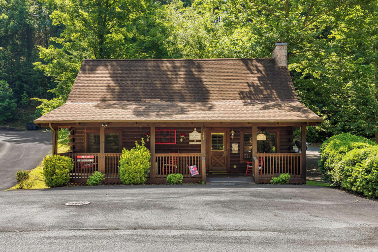 Exterior & Views 2, Mountain Charm, Sevier