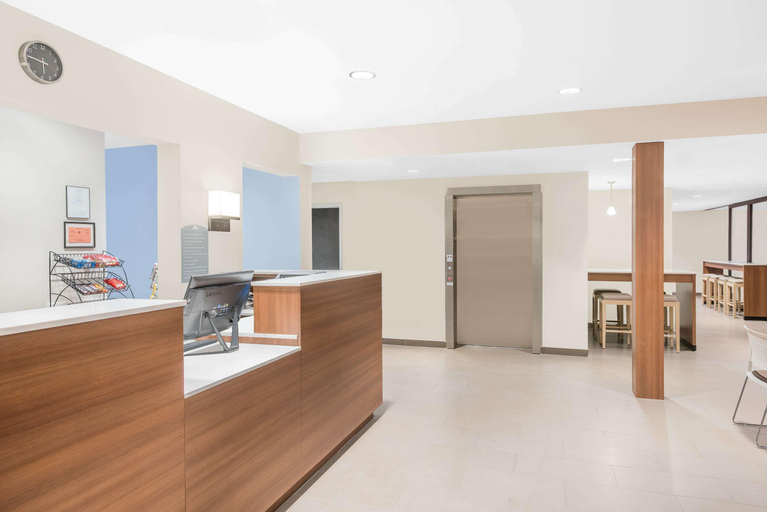 Public Area 2, Microtel Inn & Suites By Wyndham Binghamton, Broome