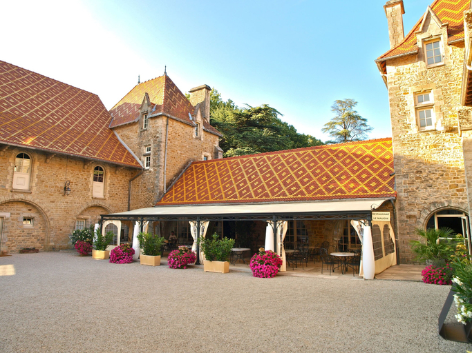 Exterior & Views 2, Domaine du Château de Bournel, Doubs