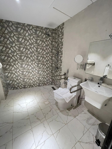 Bathroom 5, فندق التلال الخضراء