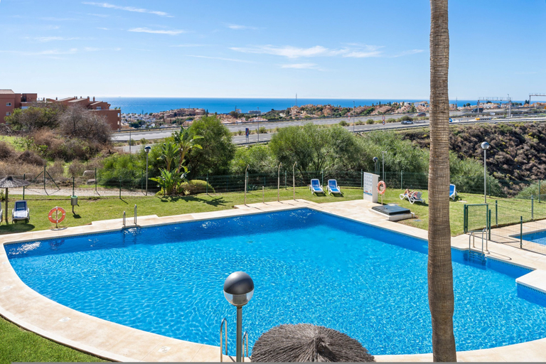 Room 3, Cozy Getaway With Pool in Riviera del Sol - Ref 99, Málaga