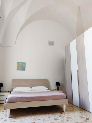Others 4, Wish Rooms, Lecce