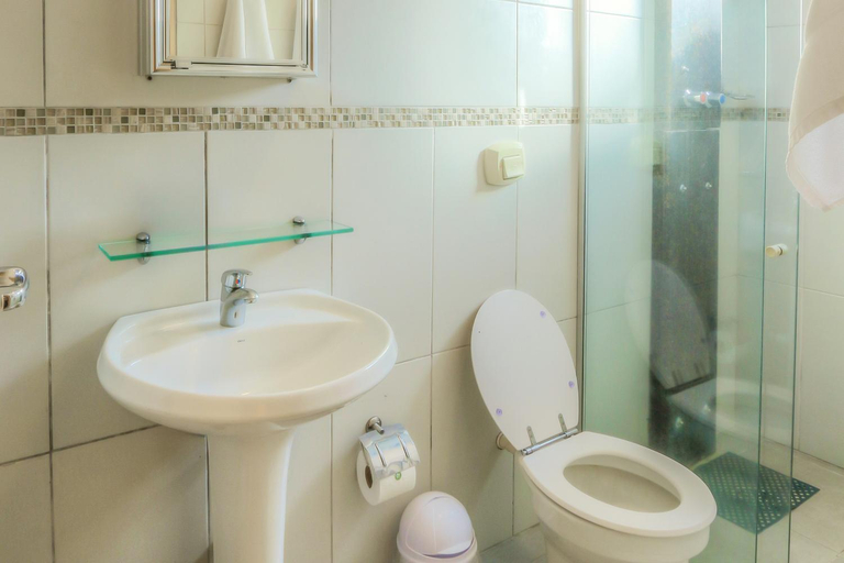 Bathroom 3, Tri Hotel Lajeado, Lajedão