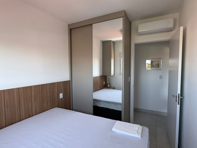 Bedroom 2, Red, Bauru