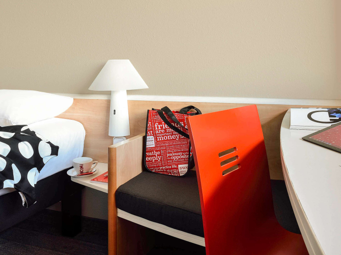 Bedroom 3, ibis Dieppe Val Druel, Seine-Maritime