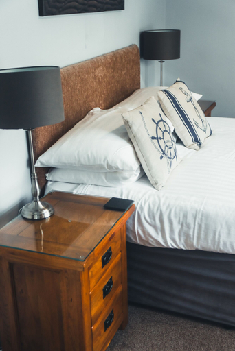 Bedroom 2, Pinewood B&B, Pembrokeshire