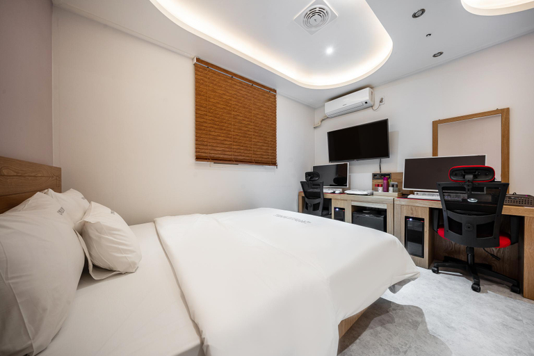 Bedroom 4, Suwon Station Zavolle, Suwon