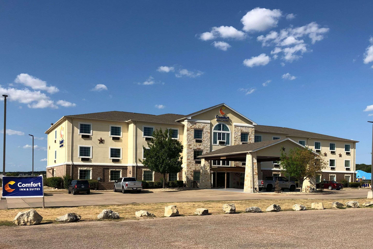 Exterior & Views 2, Comfort Inn & Suites Gatesville, Coryell