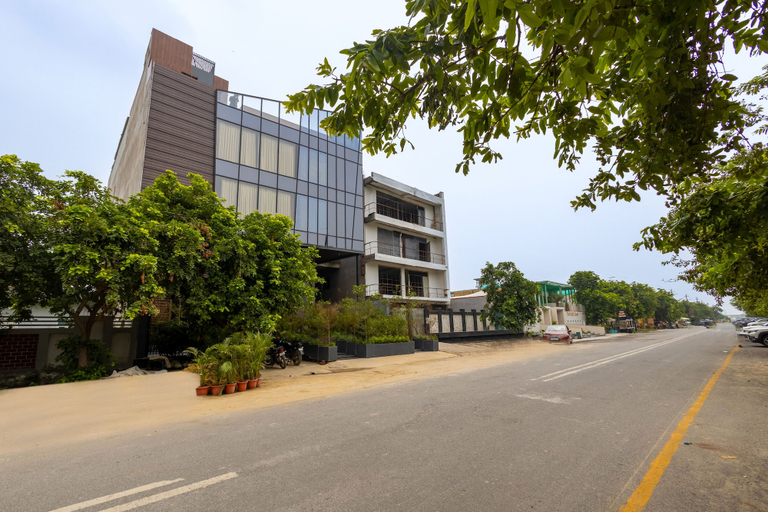 Exterior & Views 2, Saltstayz Autograph Advant & Sector 144, Gautam Buddha Nagar