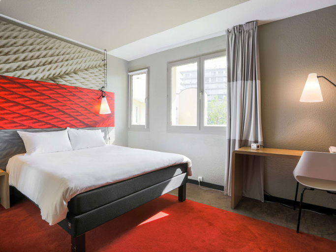 Bedroom 3, ibis Saint-Étienne - La Terrasse, Loire