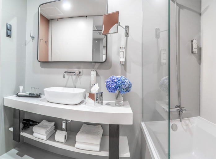 Bathroom 5, Hotel Verde Mar & SPA, Ribeira Grande