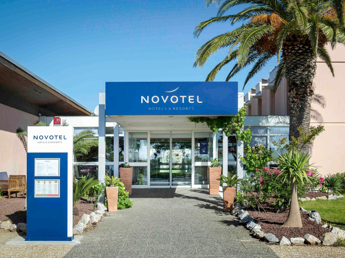 Exterior & Views 2, Novotel Perpignan Rivesaltes, Pyrénées-Orientales