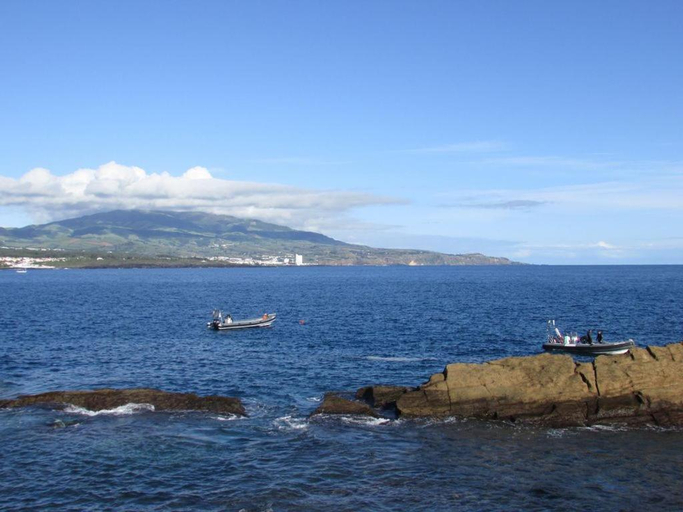 Others 5, Cantinho do Ilheu, Ponta Delgada