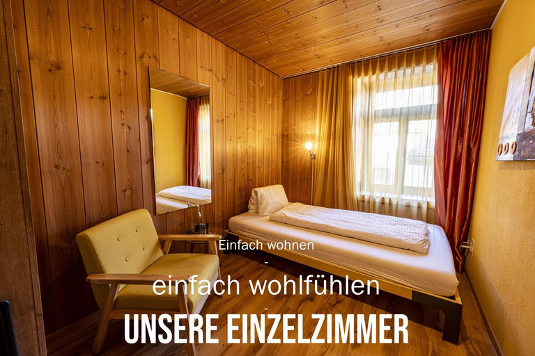 Bedroom 4, CURUNA Pensiun-Fruhstuckspension, Inn