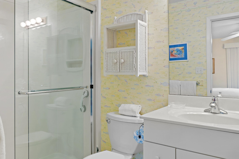 Bathroom 3, Gulf Winds East #36, Walton