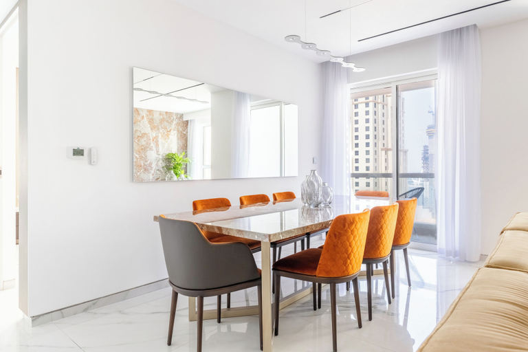 Others 4, Seaside Elegance - Luxury 3-BR in JBR, Dubai