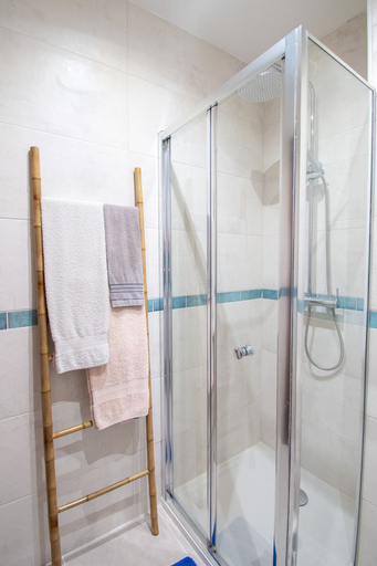 Room 4, 135 Monte Dourado Two Bed Apartment With Communa, Lagoa