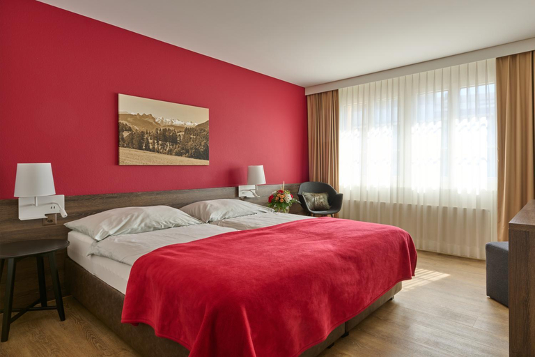 Bedroom 2, Hotel Ochsen, Zug