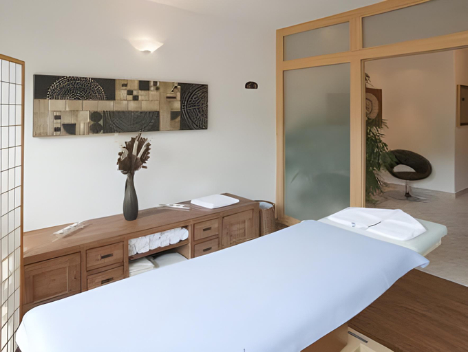 Bedroom 3, Berghoteltirol, Reutte