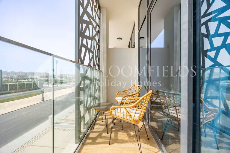 Others 5, Bloomfields Modern Stu The Gate Masdar, Abu Dhabi City