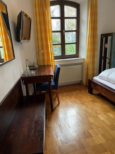 Bedroom 3, Landhotel Battenheimer Hof, Mainz-Bingen